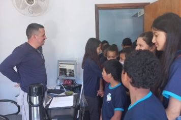 Foto -  alunos da Escola Municipal Maria Olila Terra Bonumá