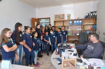 Foto -  alunos da Escola Municipal Maria Olila Terra Bonumá